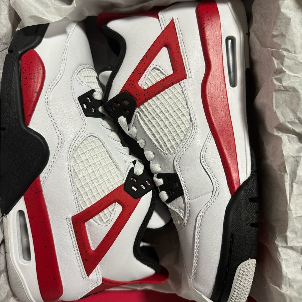 Jordan 4